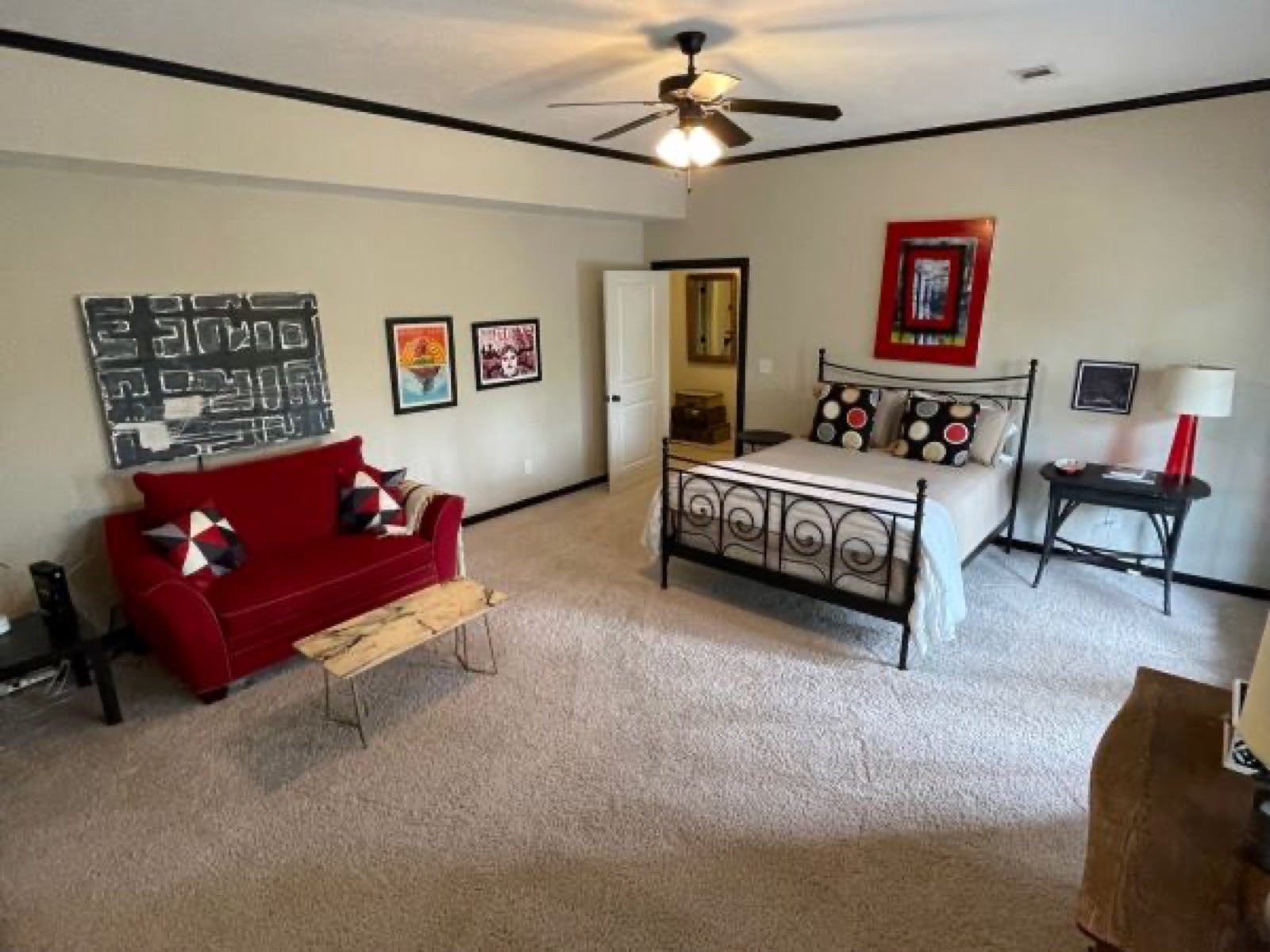 The Holly Haven photo 23