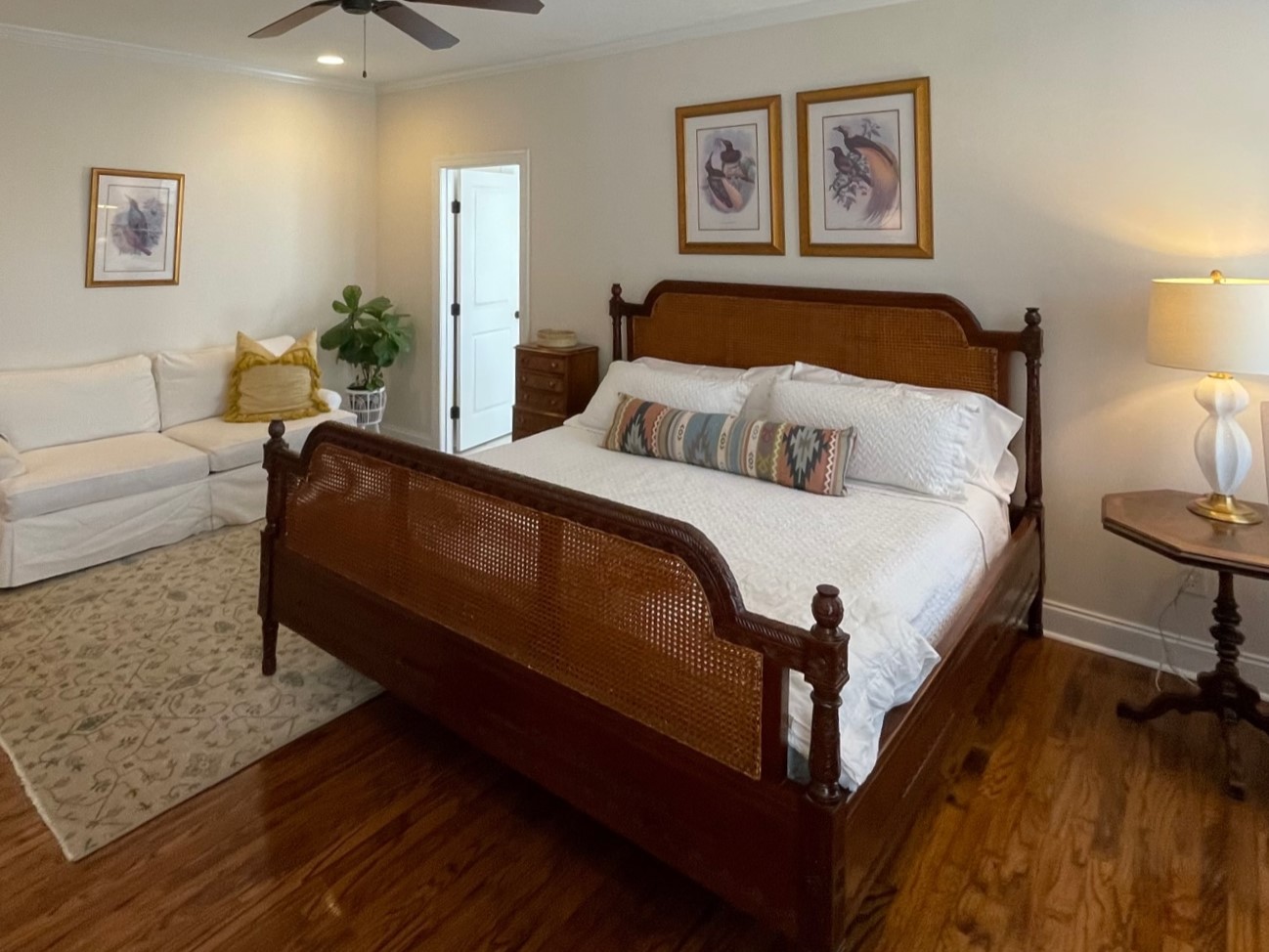 The Holly Haven photo 29