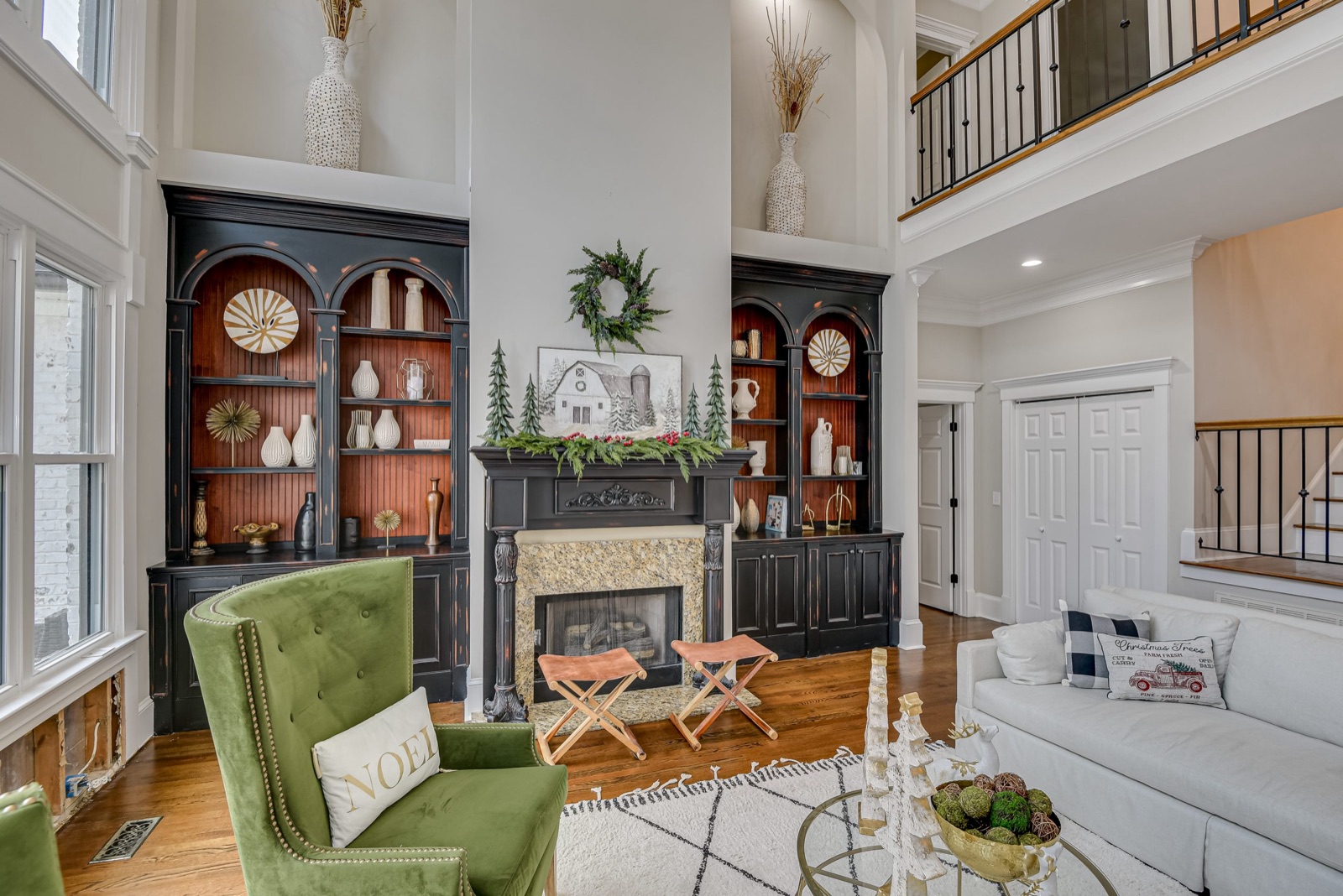 The Meadowlark Manor — Stand Alone