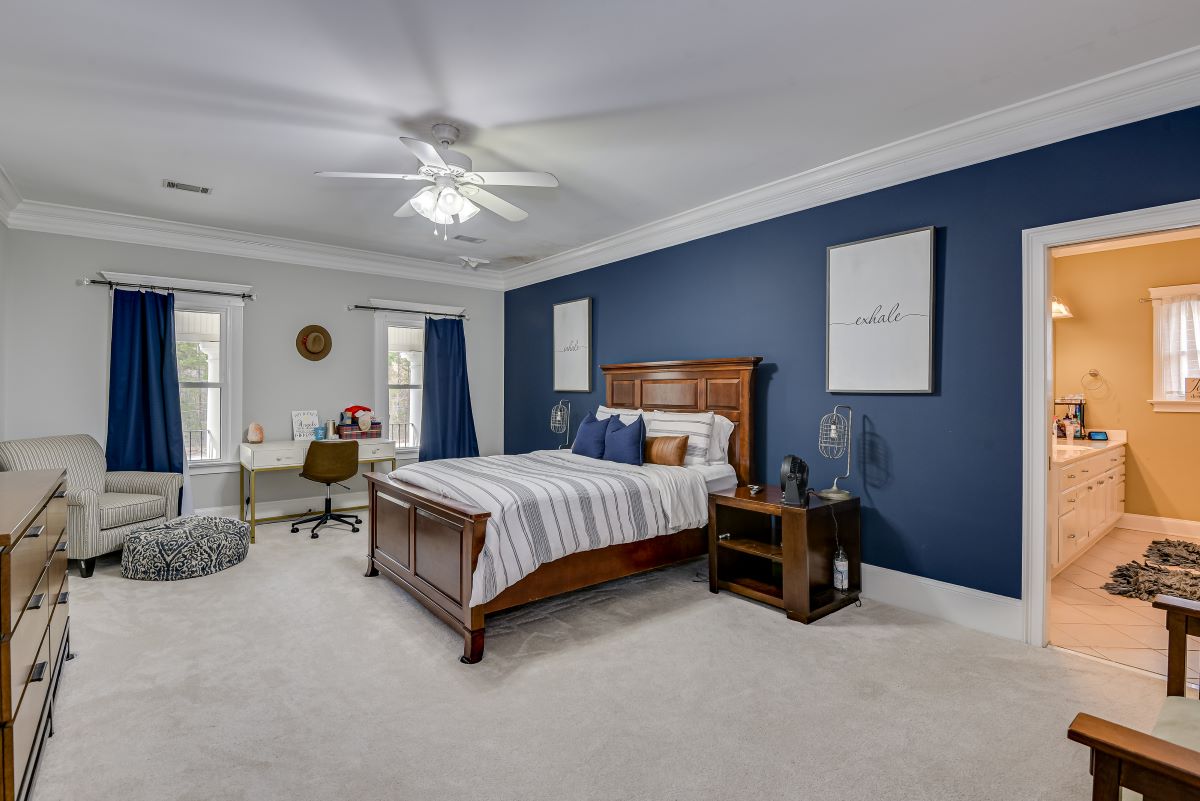 The Meadowlark Manor photo 5