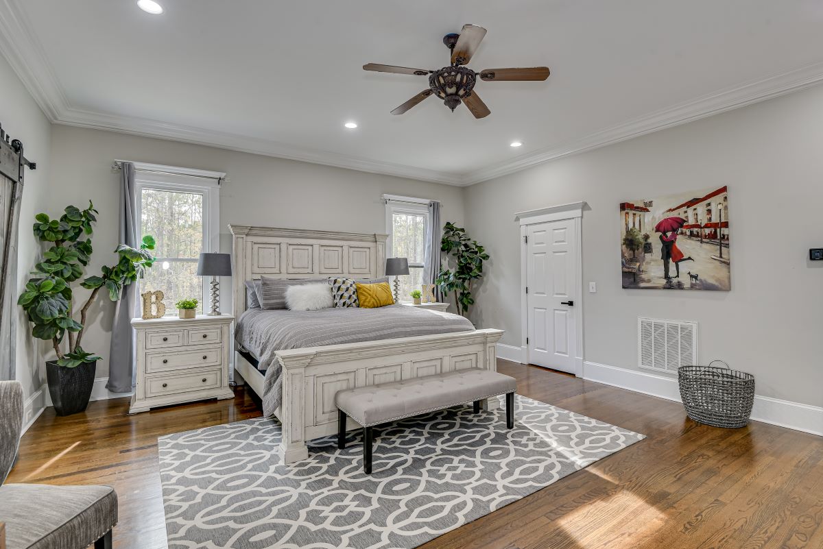 The Meadowlark Manor photo 25