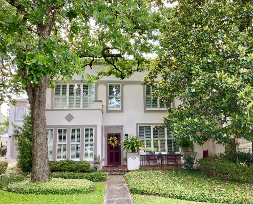 The Sassafras Hideaway — Summerville