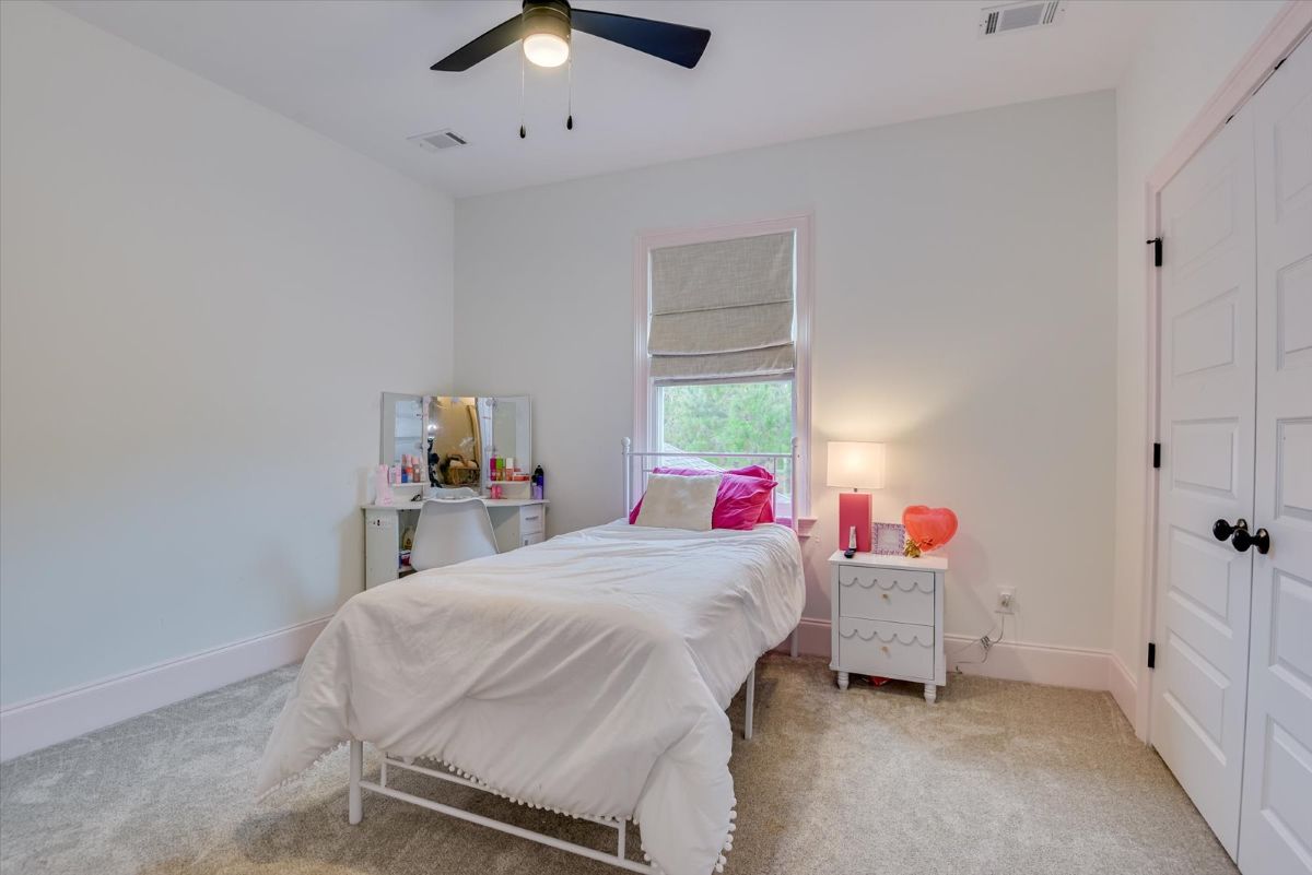 The Ivy Bungalow photo 25
