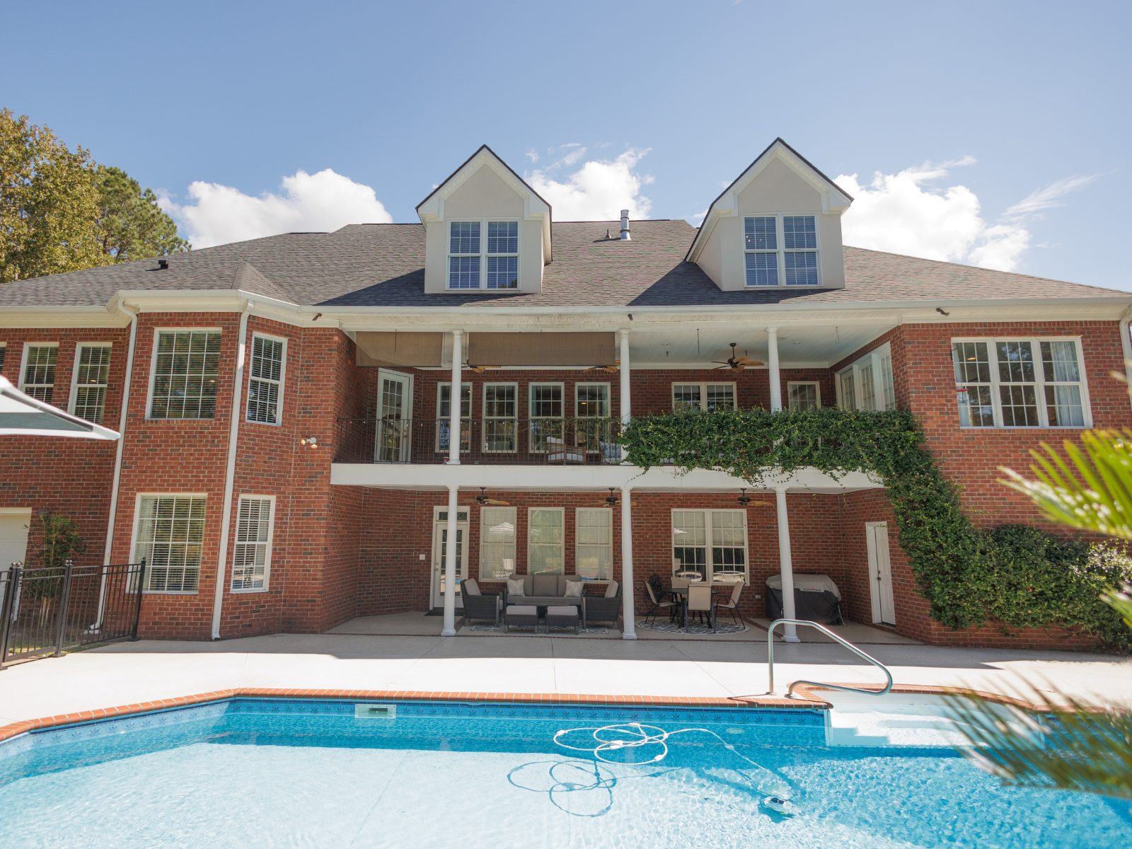 The Magnolia Quarters — Outdoor & pool