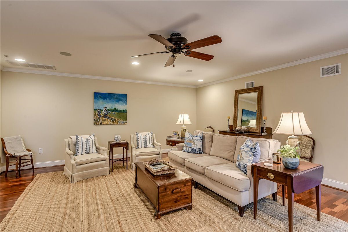 The Marigold Porch — Living room