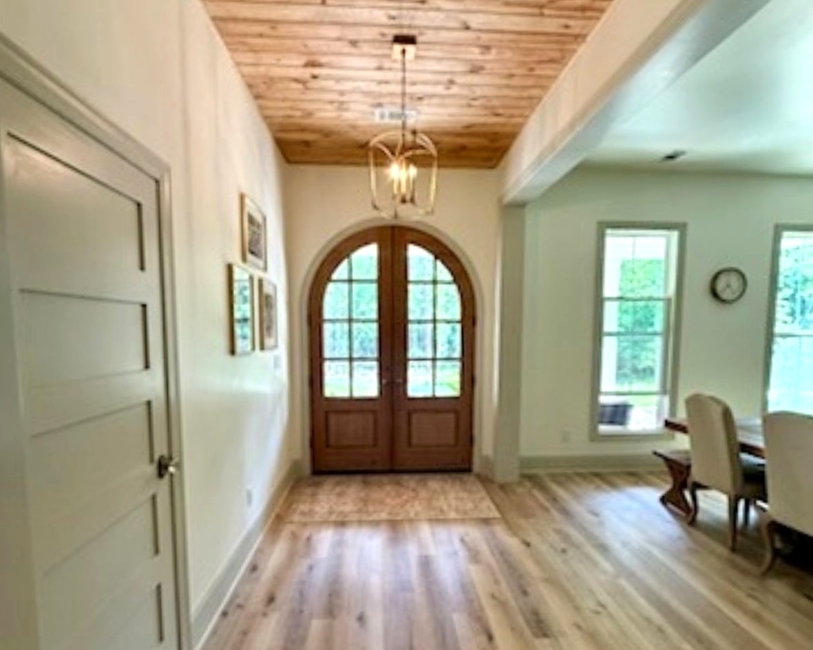 The Palmetto Porch — Entry