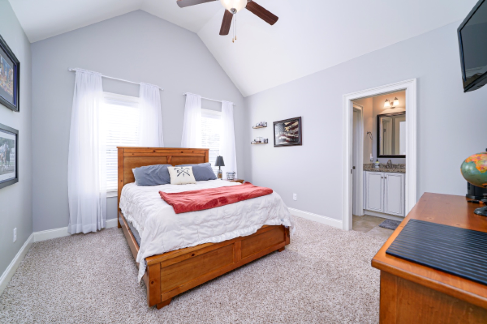 The Hickory Bungalow photo 10