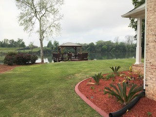The Boxwood Manor photo 3
