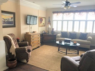 The Boxwood Manor photo 18