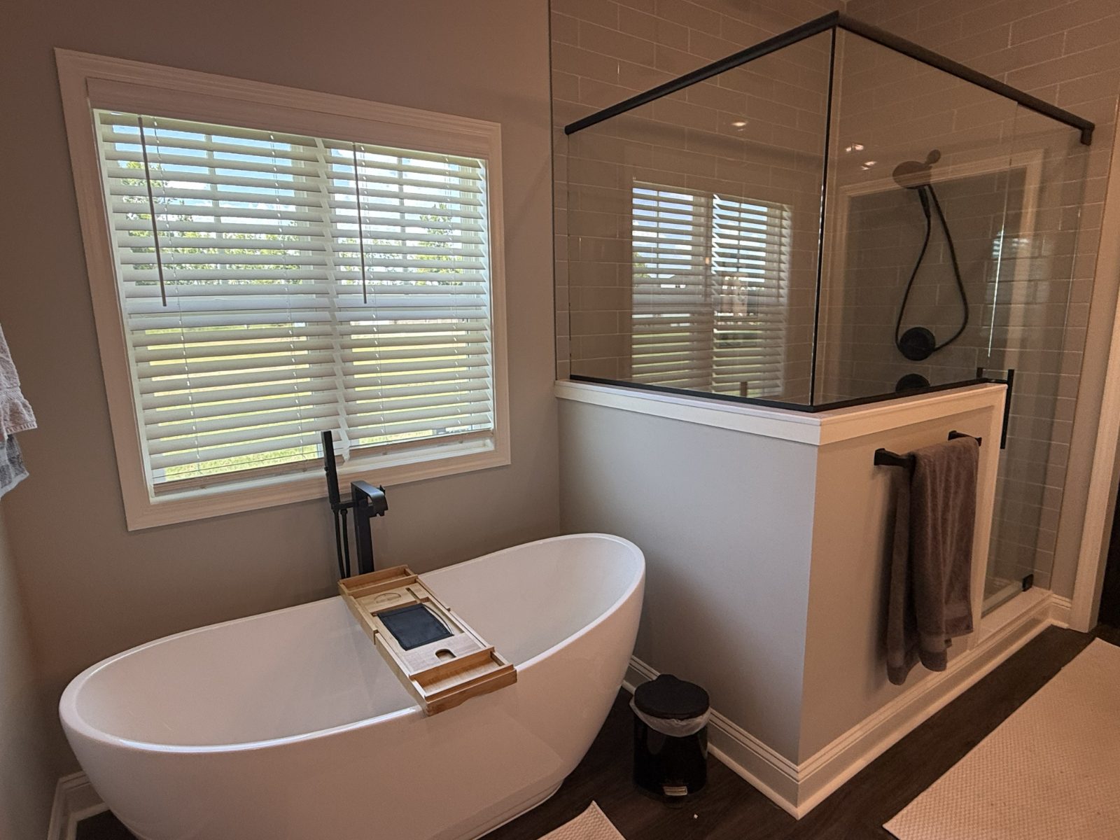The Laurel Retreat — Master bathroom