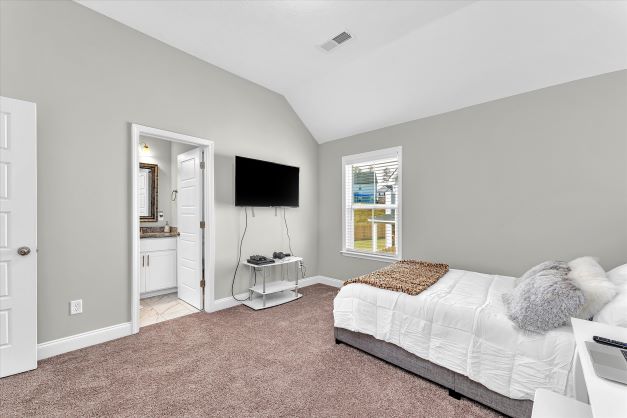 The Dogwood Bungalow photo 9