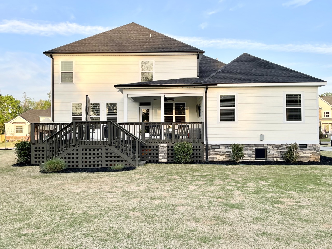 The Boxwood Porch photo 46