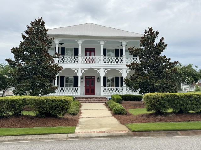 The Hickory Retreat — River Island
