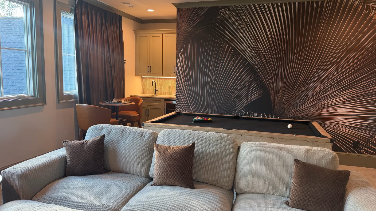 The Residence at 887 photo 9