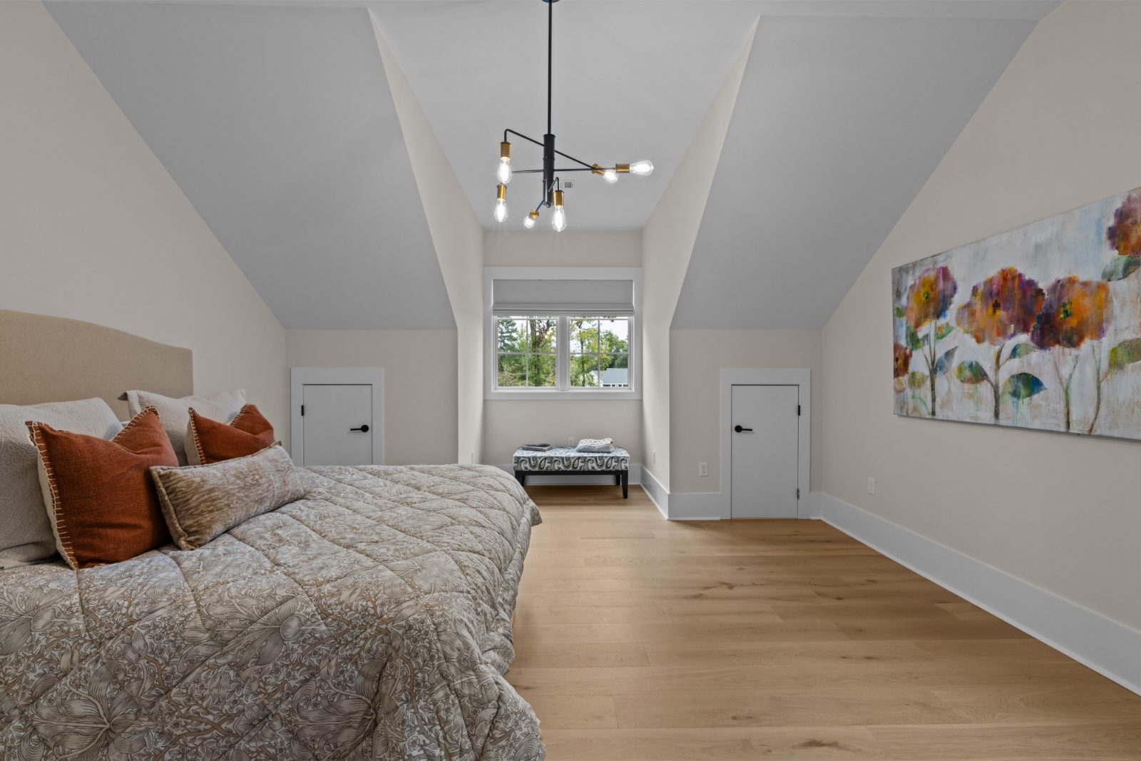 The Dogwood Quarters — Bedroom 4