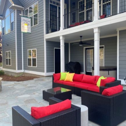 The Buckeye Cottage — Knob Hill