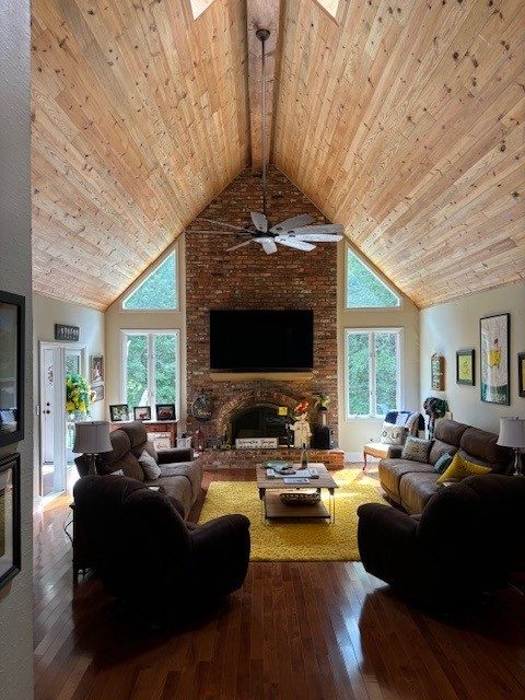 Ranch home in Westlake — Living room