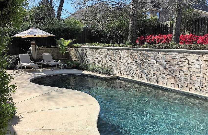 The Chestnut Perch — Heritage Hill