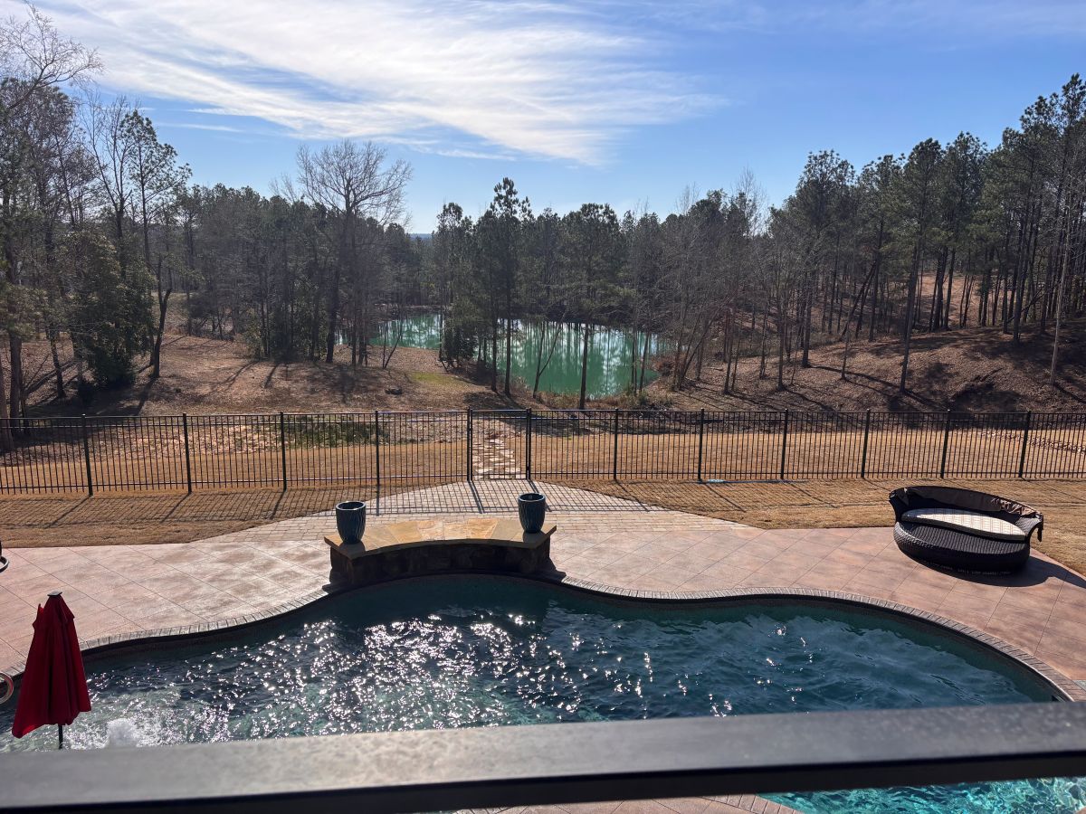 The Peachtree Retreat — Stand Alone