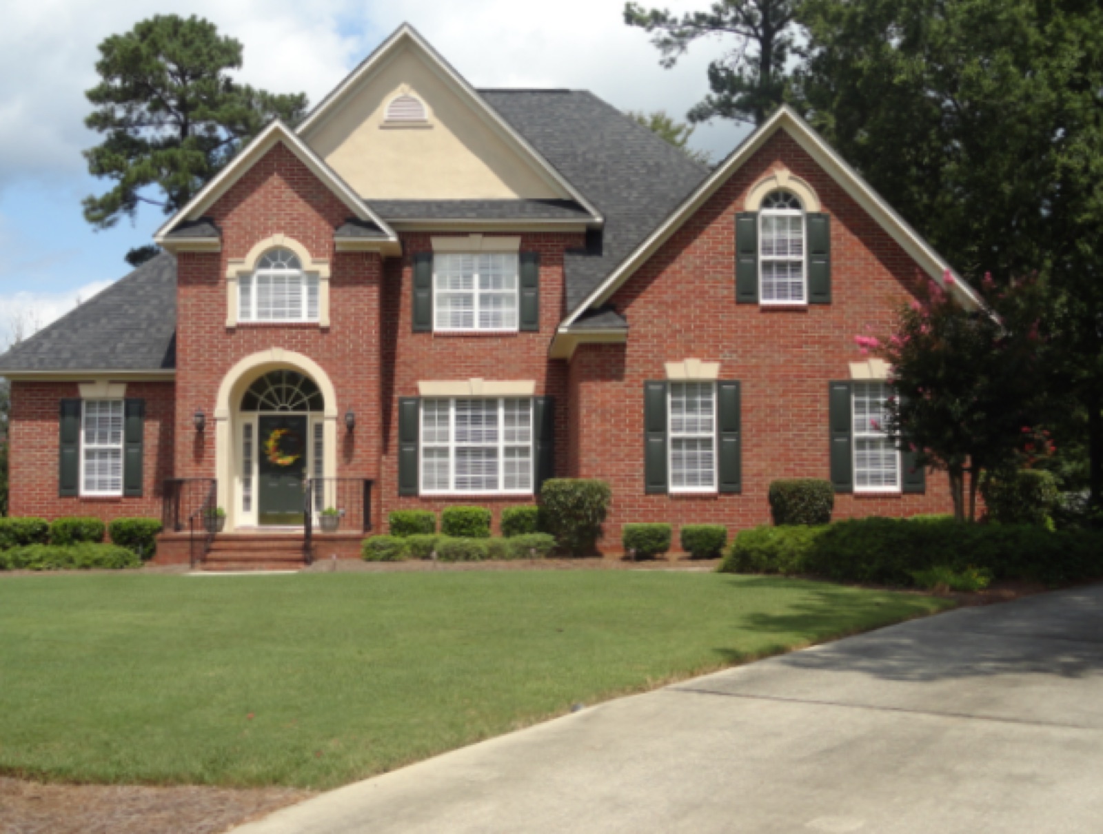 The Dogwood Manor — The Locks