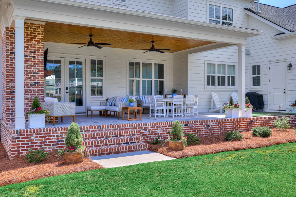 The Redbud House — River Island