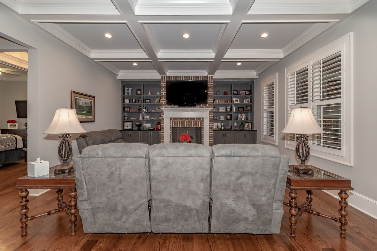 The Willow Manor photo 18