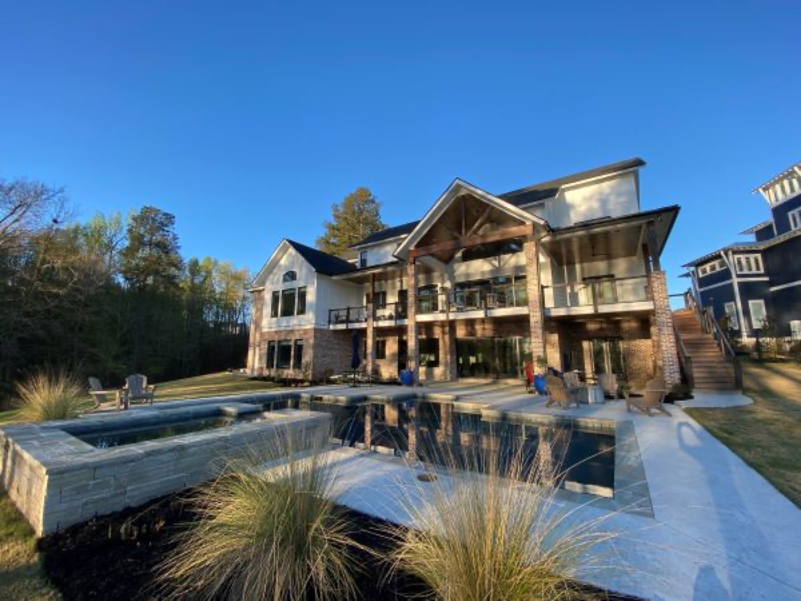 The Pecan Lodge — River Island