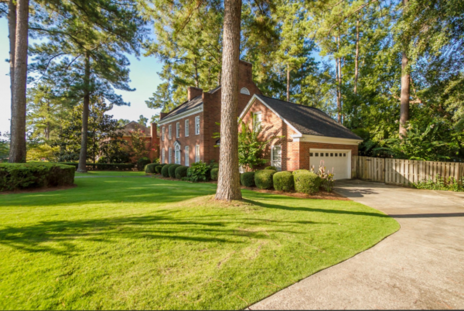 The Camellia Homestead — West Lake