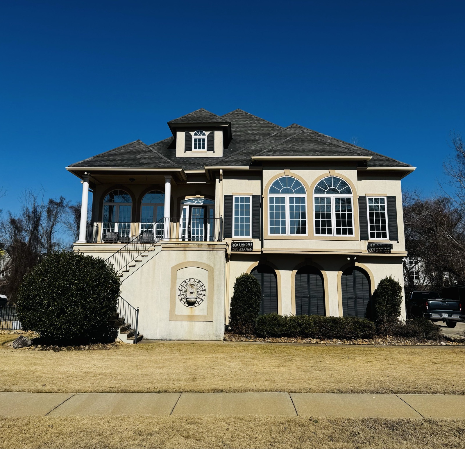 The Persimmon Retreat