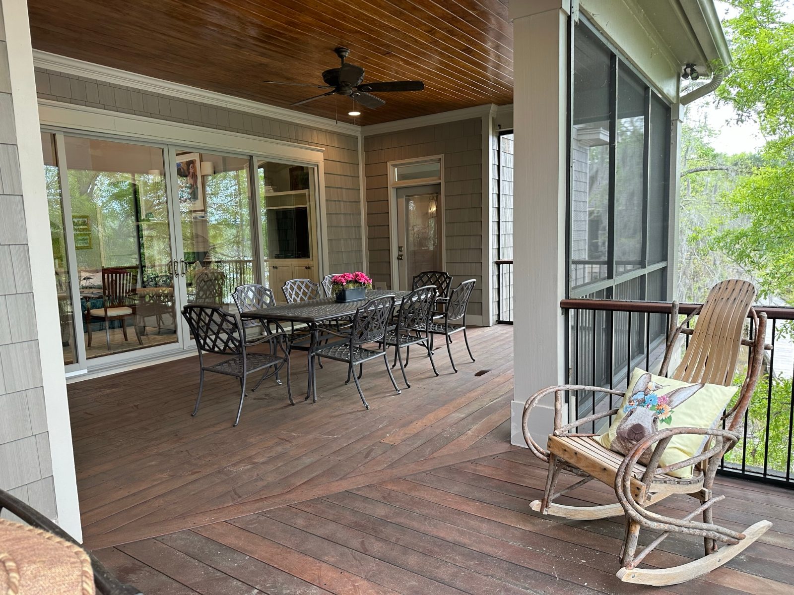 The Meadowlark Lodge — Outdoor & pool