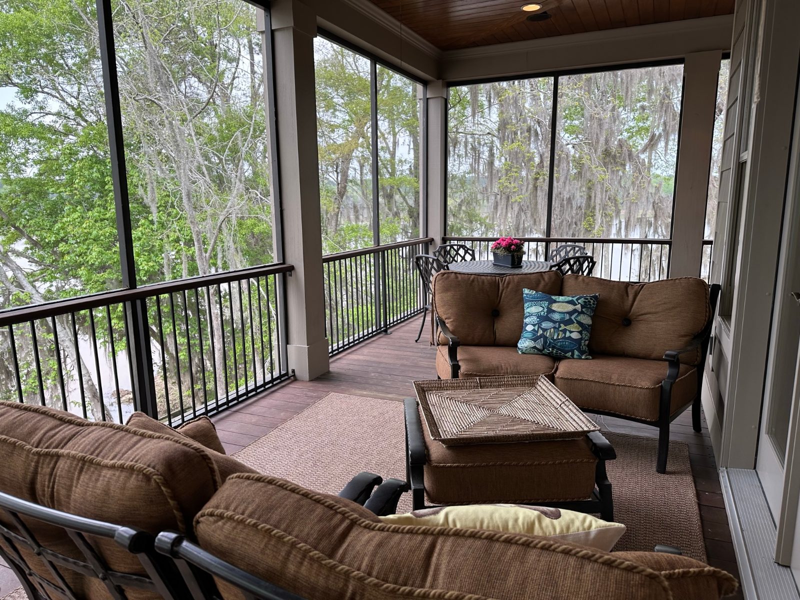 The Meadowlark Lodge — Outdoor & pool