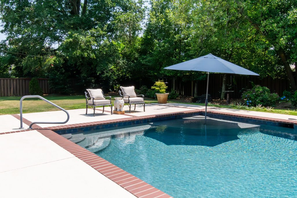 The Meadowlark Place — Outdoor & pool