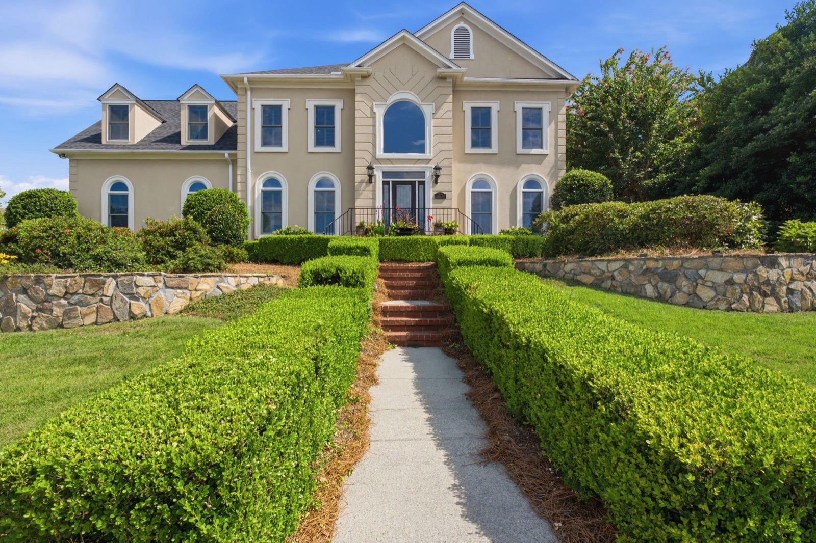 The Peachtree Bungalow, one of the Par 3 homes around Augusta